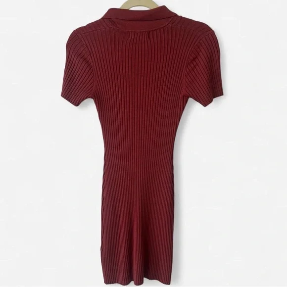 Red Ribbed Button-Up Dress - Picture 5 of 6